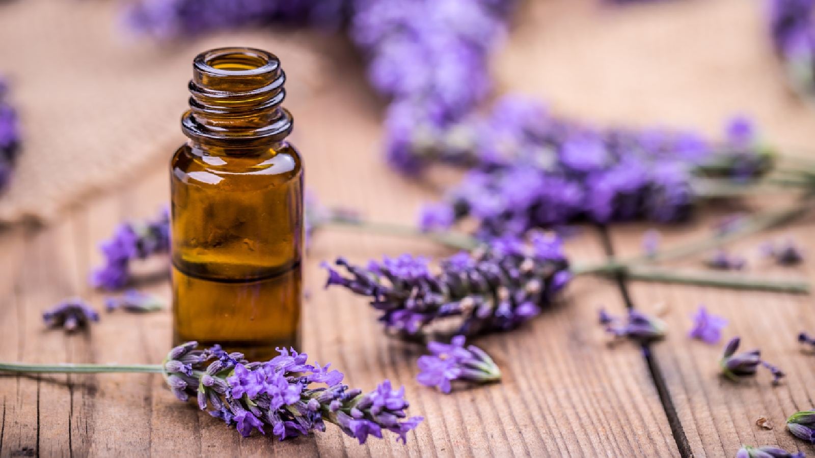 Essential oils for psoriasis