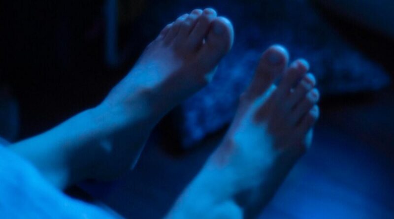 Do you suffer from leg pain at night? A new study reveals Vitamin K2 as a promising solution